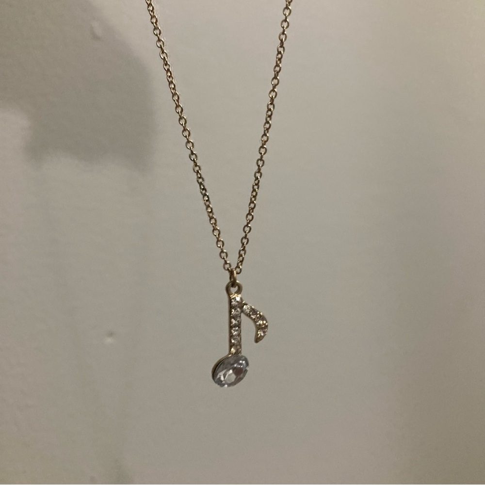 4/$10 - Music Note Necklace